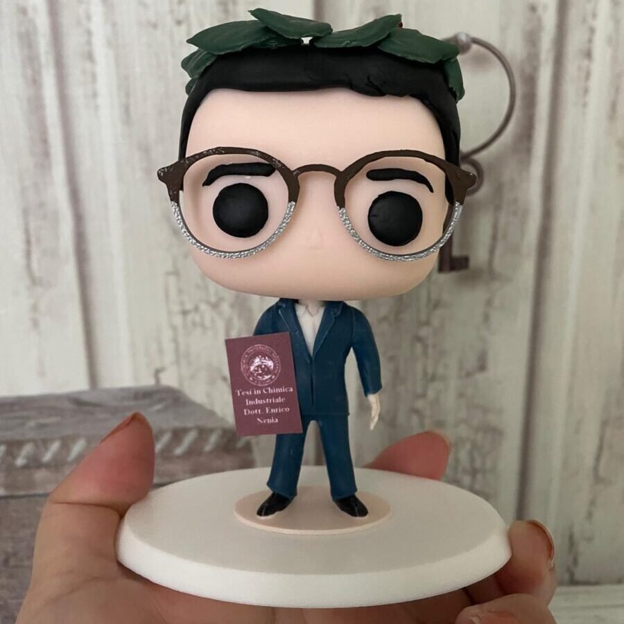 MiniMe personalizzato Versione Laurea - immagine 16